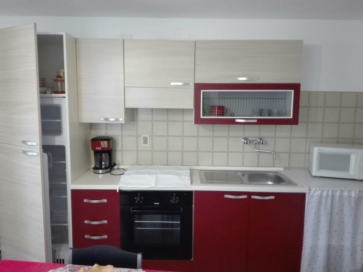 Casa Marilena Apartment มัลเชซิเน ภายนอก รูปภาพ