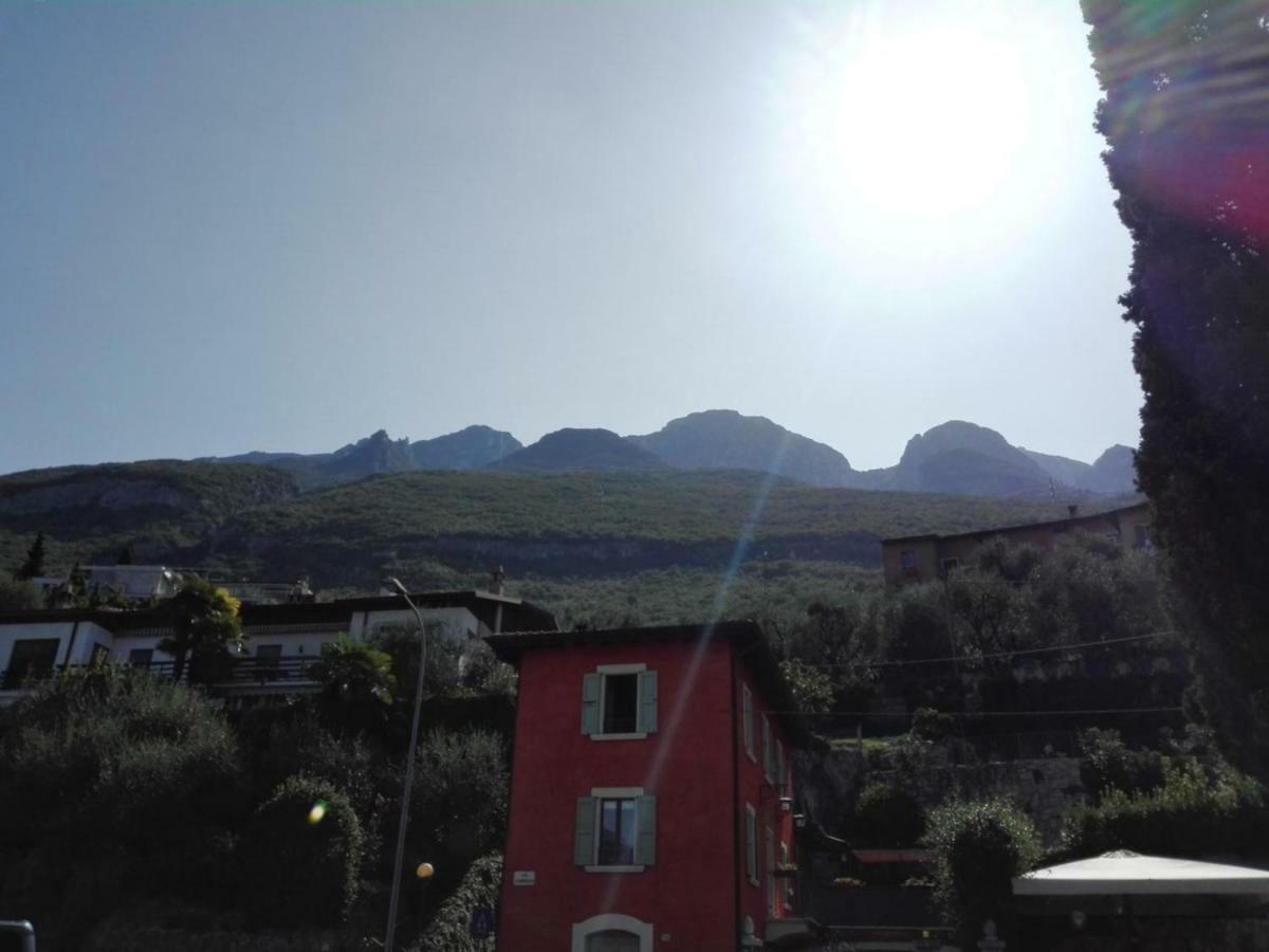 Casa Marilena Apartment มัลเชซิเน ภายนอก รูปภาพ
